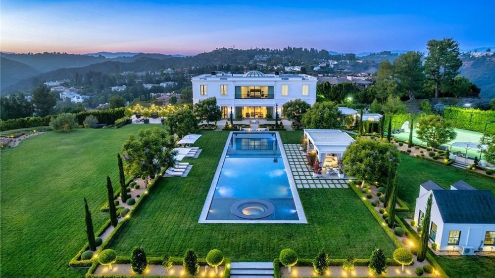Anthony Davis sells Los Angeles home for $32,000,000 - ESPN