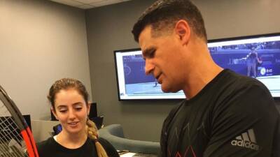 Sofia Kenin - Australian Open 2022 -- Inside the quirky yet intense job of a USTA scout - espn.com - Usa - Australia