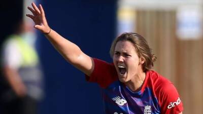 Women's Ashes: Review system to be used for first time in 2022 series - bbc.com - Australia -  Canberra - county Wilson