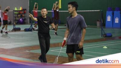 Anthony Ginting - Jonatan Christie - Thomas Cup - Hendry Saputra 'Geser' Usai 7 Tahun Latih Tunggal Putra di PBSI - sport.detik.com - China - Indonesia