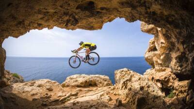 España se 'pone las pilas' con el cicloturismo en FITUR - en.as.com - Madrid