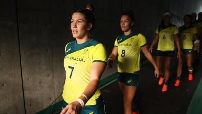 How Australia's women's rugby sevens team claimed back-to-back world series titles after Olympic heartbreak - abc.net.au - Australia -  Tokyo - Dubai - Fiji