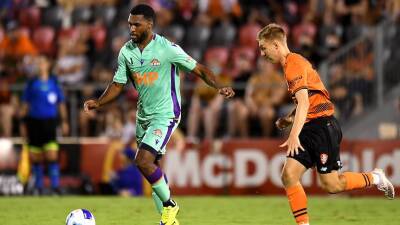 Daniel Sturridge - Perth Glory's first A-League Men game in 42 days ends in defeat to Brisbane Roar - abc.net.au