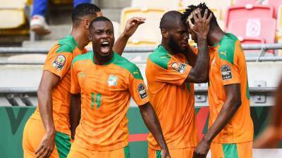 Nicolas Pepe - Ibrahim Sangare - Serge Aurier - Ivory Coast 3-1 Algeria: Humbled holders sent home as emphatic Elephants march into last-16 - eurosport.com - Algeria -  Algeria - Egypt - Guinea - Ivory Coast - Sierra Leone -  Sangare