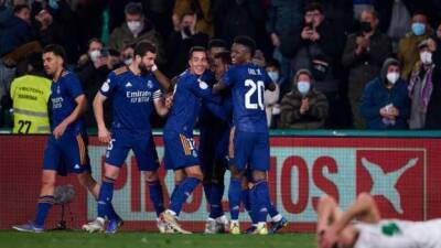 Luka Modric - Carlo Ancelotti - Dani Ceballos - David Alaba - Pere Milla - Elche 1-2 Real Madrid: Late Eden Hazard goal books Madrid's place in Copa del Rey quarter-finals - bbc.com