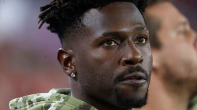 Antonio Brown - Ex-Tampa Bay Buccaneers WR Antonio Brown says 'there's nothing wrong with my mental health' in wake of sideline outburst - espn.com - Florida - New York