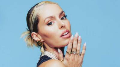 Thomas Tuchel - David Beckham - Mark Lawrenson - Premier League predictions: Lawro v singer-songwriter & Chelsea fan Call Me Loop - bbc.com - Manchester - Georgia