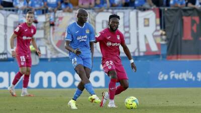 Stephane Mbia deja de ser jugador del Fuenlabrada - en.as.com