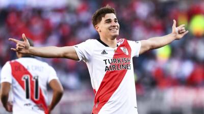 Jack Grealish - Bernardo Silva - Gabriel Jesus - Julian Alvarez - River Plate - Phil Foden - Manchester City closing in on deal with River Plate for Argentina international Julian Alvarez - report - eurosport.com - Manchester - Argentina