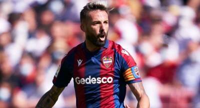 El Levante - Un espejo de milagros para el Levante | Las últimas salvaciones increíbles en LaLiga - en.as.com - Madrid