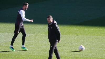 El Cádiz - Levante y Cádiz pugnan por la permanencia en el mes de enero - en.as.com