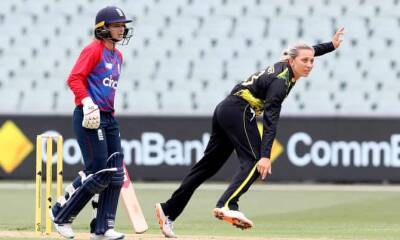 Beth Mooney - Adelaide Oval - Women’s Ashes second T20 washed out as Australia suffer further injury blow - theguardian.com - Australia - Georgia -  Canberra
