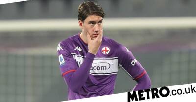 Mikel Arteta - Pierre Emerick Aubameyang - Vincenzo Italiano - Lucas Torreira - Alexandre Lacazette - Alexander Isak - Arsenal’s move for Dusan Vlahovic in further doubt as Fiorentina confirm Covid-19 outbreak - metro.co.uk - Serbia - Italy