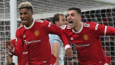 Ralf Rangnick - Anthony Martial - Marcus Rashford - Ole Gunnar Solskjaer - Jesse Lingard - Tomas Soucek - Jarrod Bowen - Alphonse Areola - Man Utd 1-0 West Ham: Marcus Rashford scores stoppage-time winner - bbc.com - Manchester