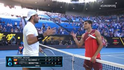 Es muy, muy grande: la frase de Alcaraz a Berrettini nada más perder que dice todo de él - en.as.com - Madrid
