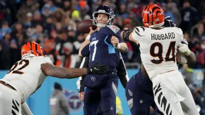 Evan Macpherson - Ryan Tannehill - Tennessee Titans spoil chance to host AFC Championship Game with 19-16 loss to Cincinnati Bengals - Tennessee Titans Blog- ESPN - espn.com - New York - San Francisco -  Chicago - county Brown - county Cleveland - state Tennessee -  Kansas City -  Houston -  Baltimore