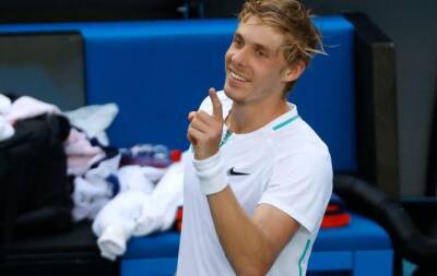 Rafael Nadal - Denis Shapovalov - Alexander Zverev - Shapovalov knocks out third seed Zverev at Australian Open - beinsports.com - Germany - Usa - Australia - Canada -  Tokyo