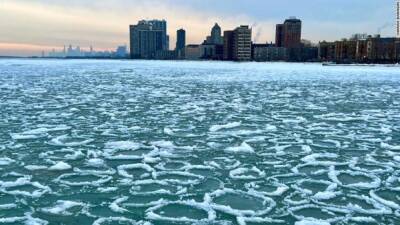 Las misteriosas formaciones de hielo que han aparecido en Chicago - en.as.com -  Chicago