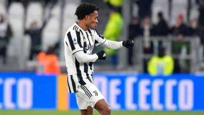 Alex Sandro - Milan - Juventus en vivo online: Serie A, en directo - AS Colombia - en.as.com - Colombia -  Sandro