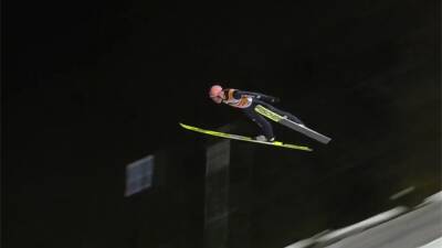 Karl Geiger leads the way as Germany take two podium spots at Ski Jumping World Cup in Titisee-Neustadt - eurosport.com - Germany - Slovenia