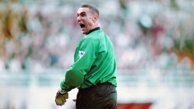 Samuel Eto - Jugadores de campo que fueron porteros por un día - en.as.com - Madrid - parish St. James