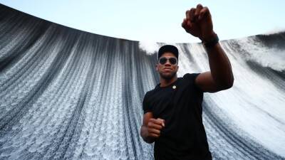 Anthony Joshua - Eddie Hearn - Dillian Whyte - Anthony Joshua close to accepting £15m step aside fee for Tyson Fury to take on Oleksandr Usyk - reports - eurosport.com - Ukraine