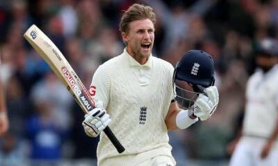 Joe Root - Tammy Beaumont - Joe Root ends testing Ashes series with men’s Test cricketer of the year award - theguardian.com - India - Pakistan - county Cook -  Chennai