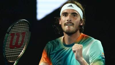 Alex De-Minaur - Taylor Fritz - Australian Open: Fourth seed Stefanos Tsitsipas battles to five-set win over Taylor Fritz - bbc.com - France - Italy - Usa - Australia - Greece