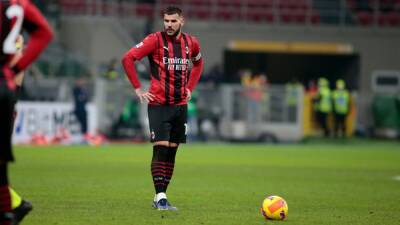 Paolo Maldini - Theo Hernandez - El Milan - El Milan, a un paso de blindar a Theo Hernández - en.as.com