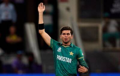 Joe Root - Shaheen Afridi - Pakistan's Shaheen Afridi wins cricketer of the year award - beinsports.com - India - Pakistan - county Cook