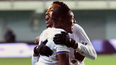 David Alaba - Real Madrid: Militao se come a Alaba - en.as.com - Manchester