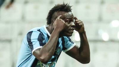 Roberto Mancini - Mario Balotelli - Mario Balotelli: Forward named in Italy squad for first time since 2018 - bbc.com - Manchester - Italy - Turkey - Macedonia