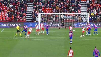 Luis Díaz - El golazo de 'MVP Expósito' con el que el Eibar ha asaltado el liderato de Segunda - en.as.com - Colombia - Madrid