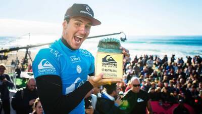 Gabriel Medina withdraws from Pro Pipeline and takes a break from surfing after 'difficult time' - abc.net.au - Brazil - state Hawaii