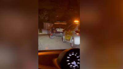 Luis Díaz - Las imágenes de los coches de Policía en la puerta de la casa de Benzema tras el robo - en.as.com - Colombia - Madrid