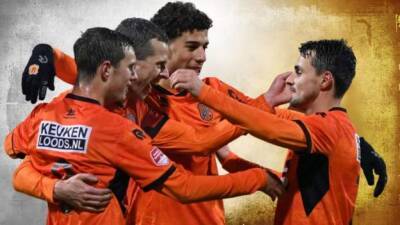 Johan Cruyff - Matthijs De-Ligt - Volendam: The legacy of Johan Cruyff lives on in Wim Jonk's side - bbc.com - Netherlands -  Amsterdam