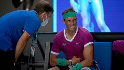 Roger Federer - Rafael Nadal - Denis Shapovalov - Matteo Berrettini - Rafael Nadal into Australian Open semi-finals after defeating Denis Shapovalov in five-set thriller - abc.net.au - France - Spain - Italy - Usa - Australia