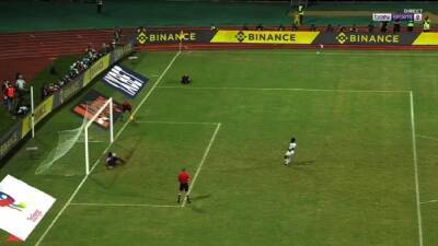 Luis Díaz - Penalti decisivo de la tanda: vean lo que sucede en la parte superior del vídeo y alucinen - en.as.com - Colombia - Madrid
