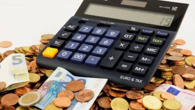 El Gobierno - Actualización de pensiones por incapacidad y viudedad: ¿cuánto suben y cuándo pagan la extra? - en.as.com