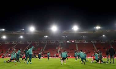 Mike Macgrath - Southampton closing in on deal for defender from League One club - msn.com -  Southampton - county Southampton -  Cheltenham -  Exeter