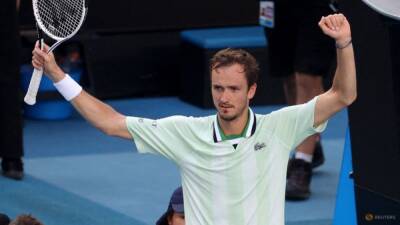 Kaia Kanepi - Iga Swiatek - Daniil Medvedev - Christian Radnedge - U.S.Open - Stefanos Tsitsipas - Danielle Collins - Medvedev faces Auger-Aliassime in Australian Open quarters - channelnewsasia.com - France - Australia - Estonia - Melbourne