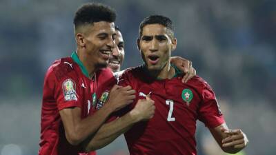 Marruecos sobrevive en el único octavo sin expulsiones - en.as.com - Senegal