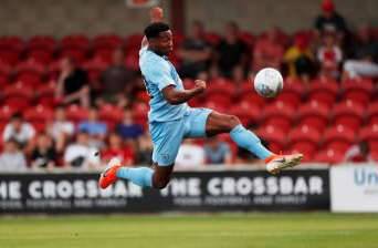 Lee Johnson - Sunderland weighing up transfer swoop for 22-y/o defender - msn.com - county Northampton -  Sheffield - county Preston