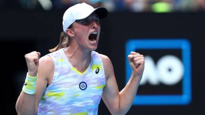 Iga Swiatek - Ash Barty - Madison Keys - Danielle Collins - Iga Świątek, Danielle Collins to face off in Australian Open semifinals - abc.net.au - France - Usa - Australia - Poland - Estonia - county Collin