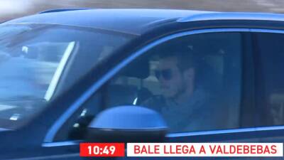 Charles Aránguiz - Bale llegó por los pelos al entrenamiento - en.as.com - Madrid