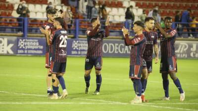 Bernardo Silva - Una jueza deja en suspenso la liquidación del Extremadura - en.as.com