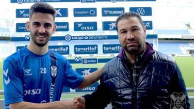 Andrés Martín, primer refuerzo invernal del CD Tenerife - en.as.com