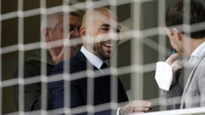 El Málaga - Julio Velázquez - Los frentes abiertos del Málaga: Natxo González puede ser el elegido - en.as.com