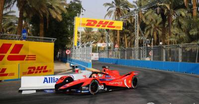 Antonio Felix Da-Costa - Formula E - Mitch Evans - Pascal Wehrlein - Diriyah E-Prix: Rowland tops first practice of 2022, de Vries crashes - msn.com - Britain - Portugal