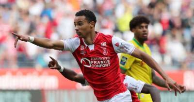 David Moyes - Hugo Ekitike - Graeme Bailey - Bid tabled: West Ham make offer to sign ‘outstanding’ £33.3m attacker before January 31 - report - msn.com - France